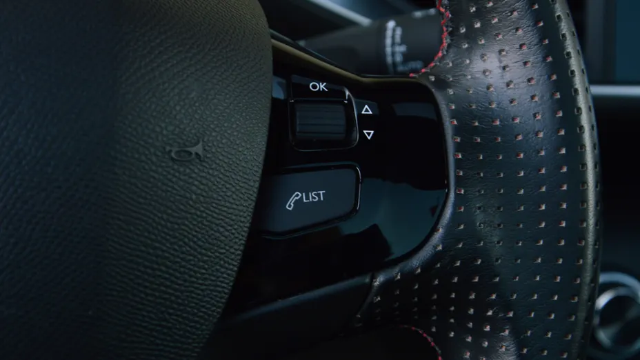 PEUGEOT 308 308 1.6 e-THP GTi by Peugeot Sport S&S