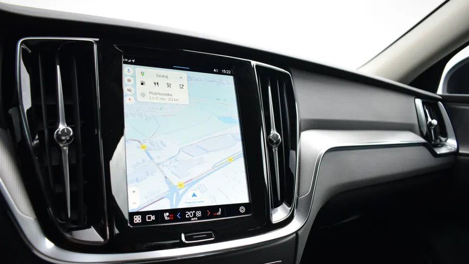 VOLVO S60 S60 B4 B Plus Dark aut