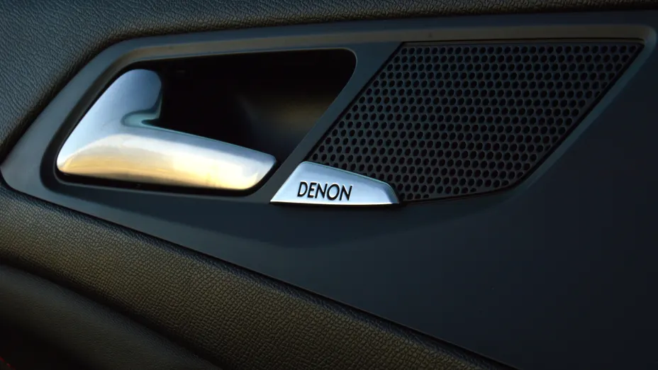 PEUGEOT 308 308 1.6 e-THP GTi by Peugeot Sport S&S