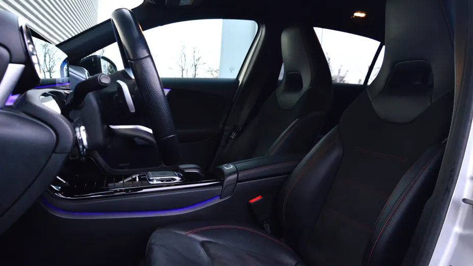 MERCEDES-BENZ A Klasa A 250 e AMG Line 8G-DCT