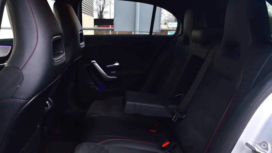 MERCEDES-BENZ A Klasa A 250 e AMG Line 8G-DCT