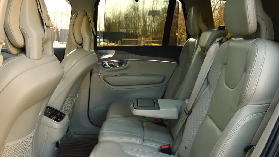 VOLVO XC90 XC90 B5 D AWD Inscription aut