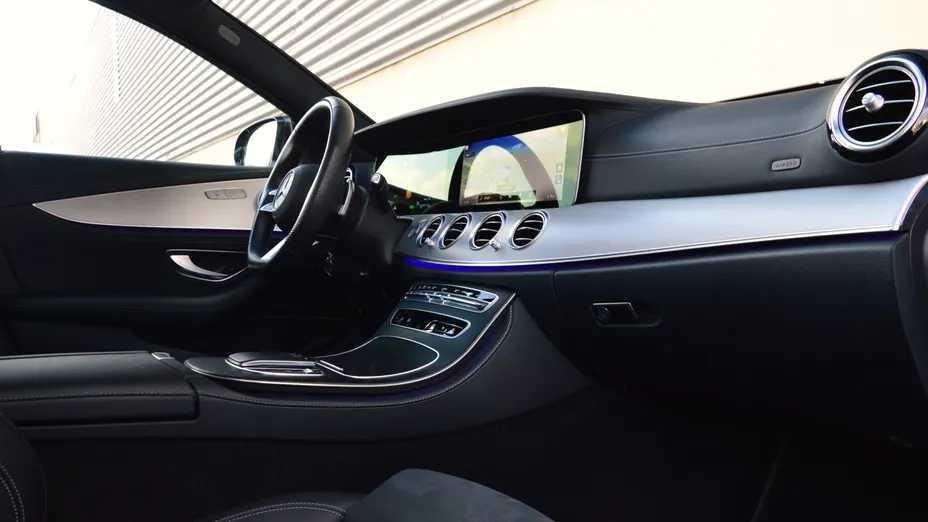 MERCEDES-BENZ E Klasa E 220 d