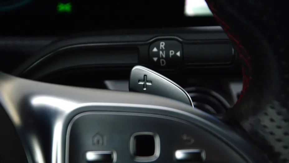 MERCEDES-BENZ A Klasa A 250 e AMG Line 8G-DCT