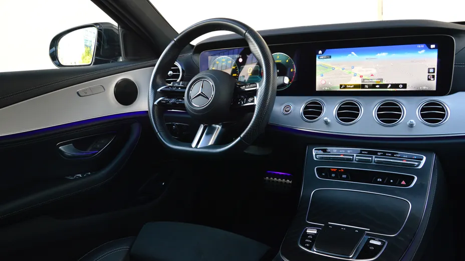 MERCEDES-BENZ E Klasa E 220 d