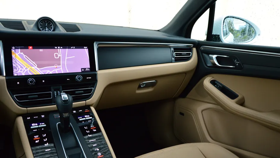 PORSCHE Macan Macan