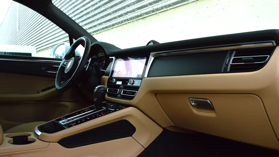 PORSCHE Macan Macan