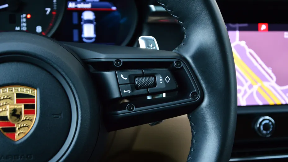 PORSCHE Macan Macan