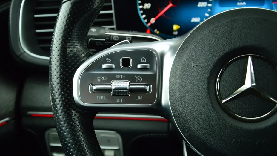 MERCEDES-BENZ GLE GLE 300 d 4-Matic