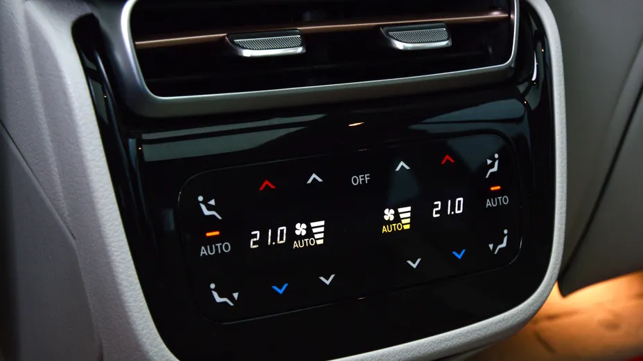 MERCEDES-BENZ EQE EQE 350+ 96kWh AMG Line