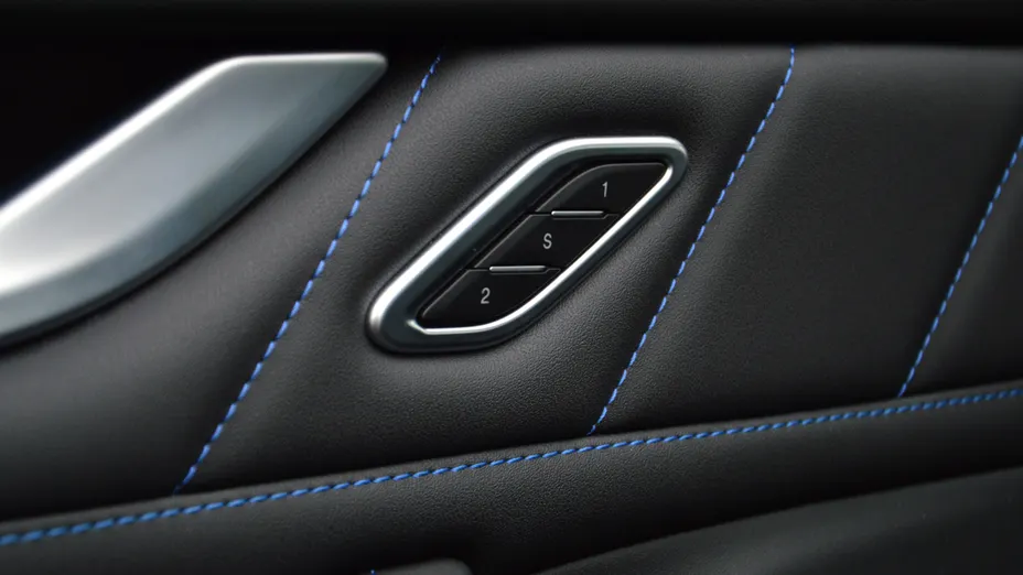 MASERATI Levante Levante mHEV GT