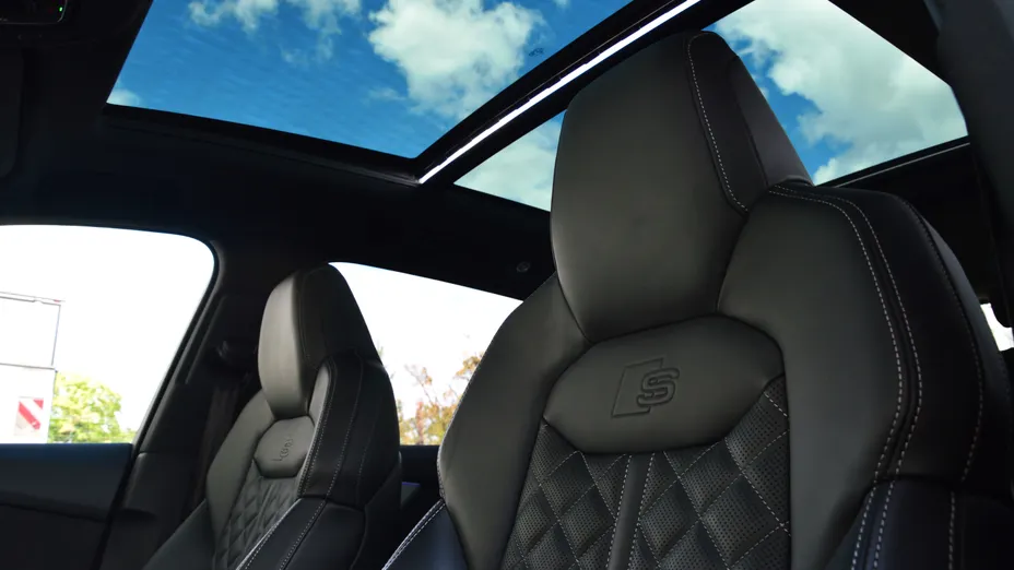 AUDI Q7 Q7 60 TFSI e Quattro S Line Tiptr.