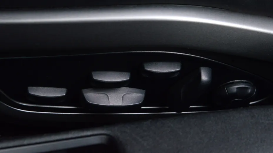 PORSCHE 911 911 Carrera 4 GTS