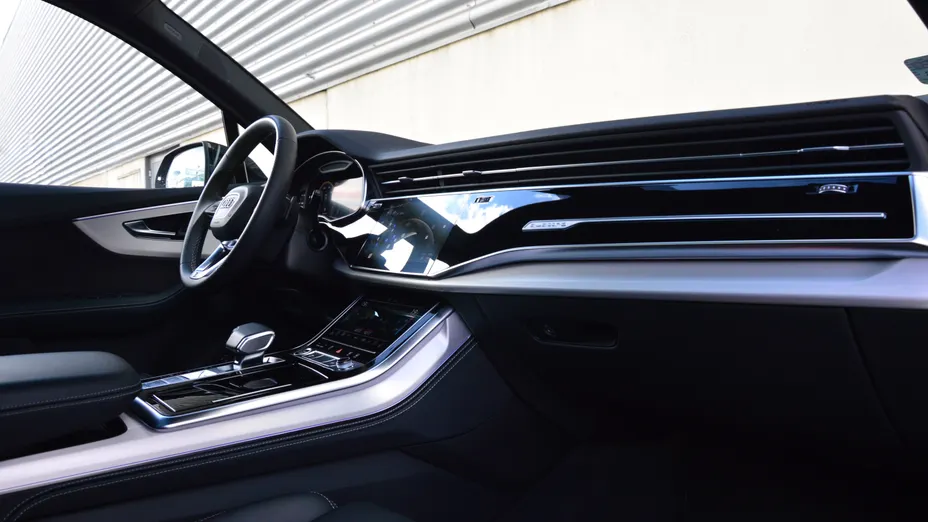 AUDI Q7 Q7 60 TFSI e Quattro S Line Tiptr.