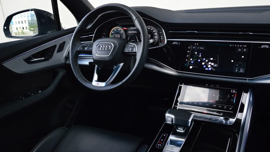 AUDI Q7 Q7 60 TFSI e Quattro S Line Tiptr.
