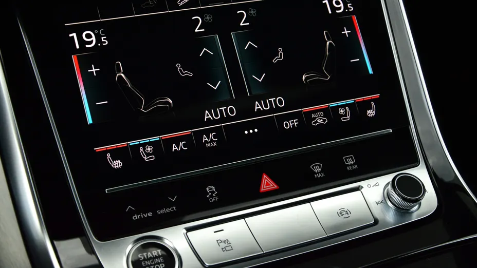 AUDI Q7 Q7 60 TFSI e Quattro S Line Tiptr.