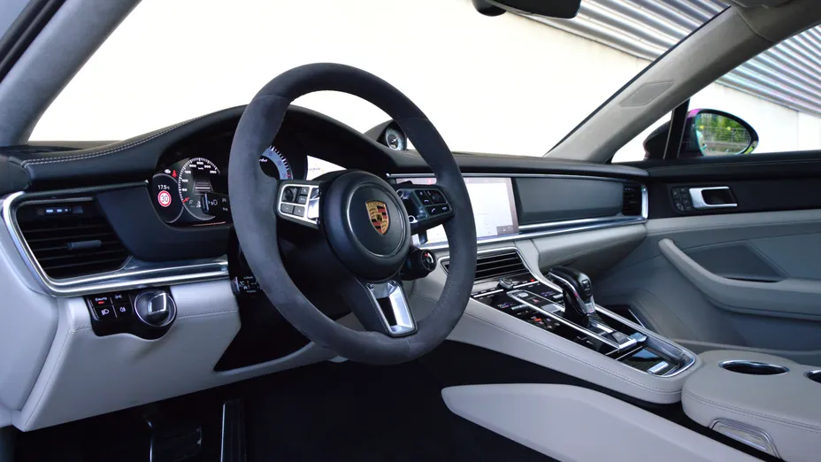 PORSCHE Panamera Panamera Turbo