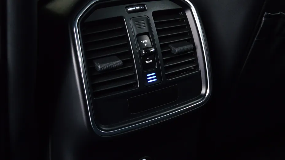 PORSCHE Macan Macan S
