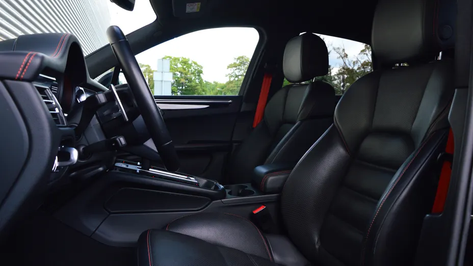 PORSCHE Macan Macan S