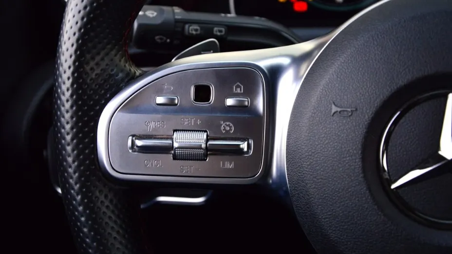 MERCEDES-BENZ A Klasa A 200 7G-DCT