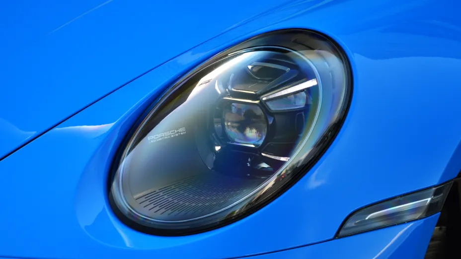 PORSCHE 911 911 Carrera 4S