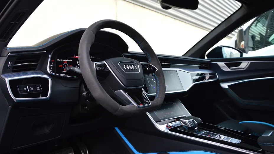 AUDI A6 RS6 TFSI mHEV Quattro Performance Tiptronic