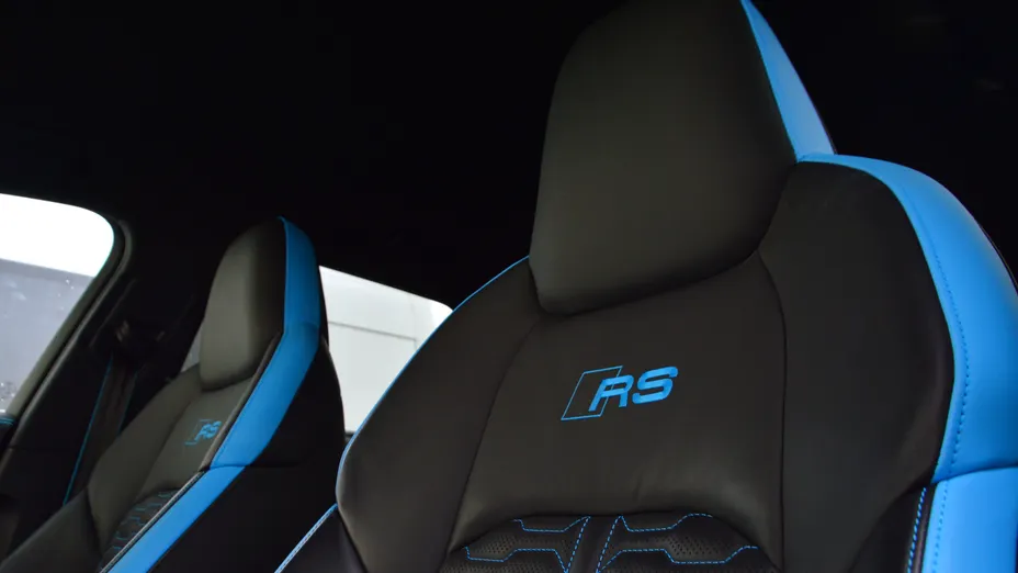 AUDI A6 RS6 TFSI mHEV Quattro Performance Tiptronic