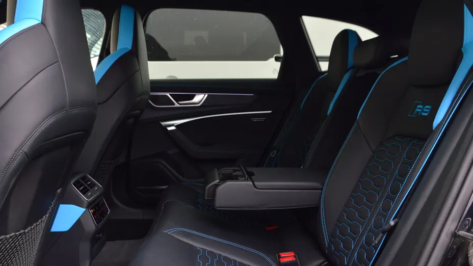 AUDI A6 RS6 TFSI mHEV Quattro Performance Tiptronic