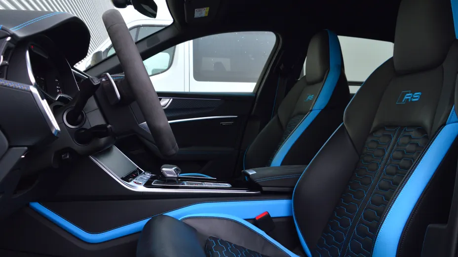 AUDI A6 RS6 TFSI mHEV Quattro Performance Tiptronic