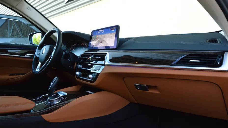 BMW Seria 5 540d xDrive mHEV Luxury Line aut