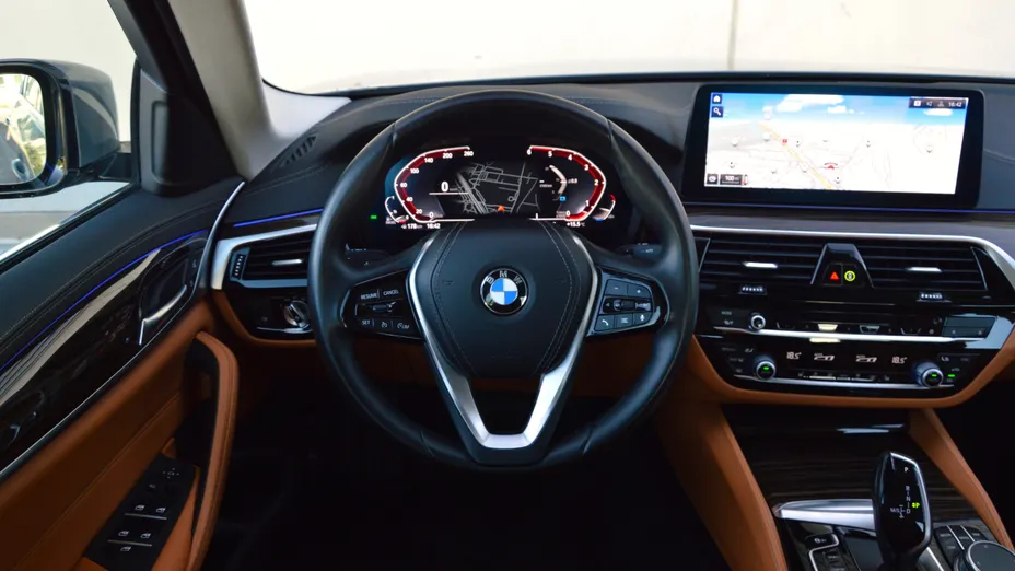 BMW Seria 5 540d xDrive mHEV Luxury Line aut