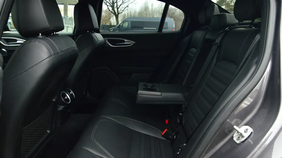 ALFA ROMEO Giulia Giulia 2.0 Turbo Veloce Q4 aut