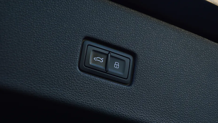 AUDI Q8 / E-Tron Q8 50 TDI mHEV Quattro Tiptronic