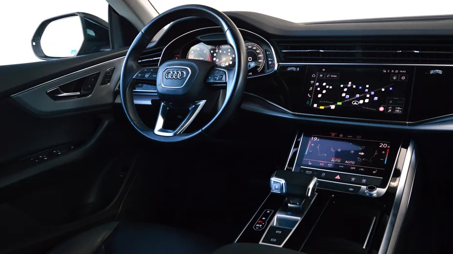 AUDI Q8 / E-Tron Q8 50 TDI mHEV Quattro Tiptronic