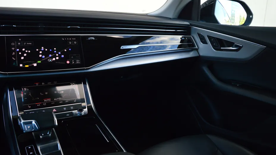 AUDI Q8 / E-Tron Q8 50 TDI mHEV Quattro Tiptronic
