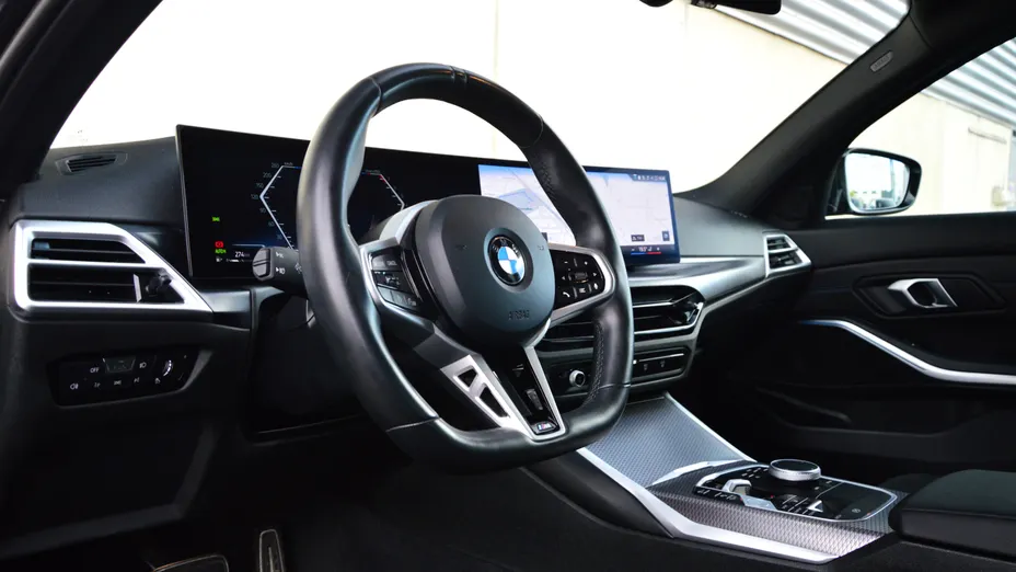 BMW Seria 3 320i M Sport sport-aut