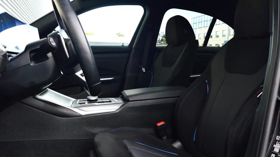 BMW Seria 3 320i M Sport sport-aut