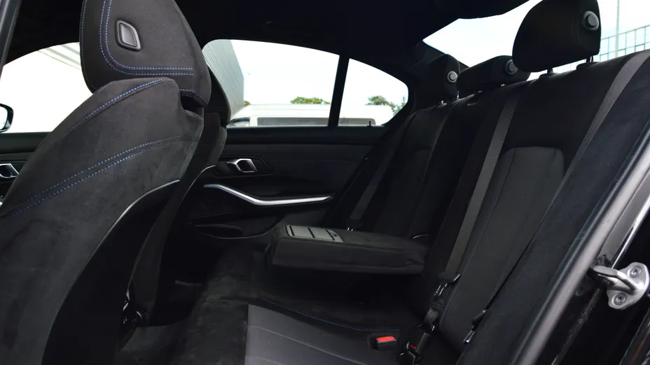 BMW Seria 3 320i M Sport sport-aut