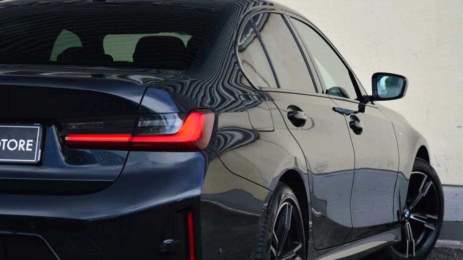 BMW Seria 3 320i M Sport sport-aut