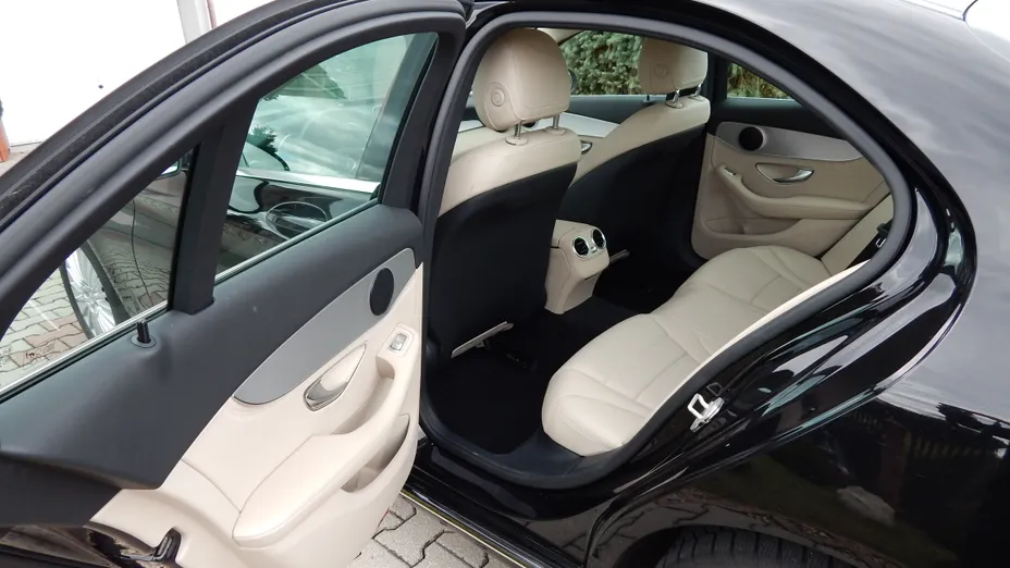 MERCEDES-BENZ C Klasa C 180 Elegance