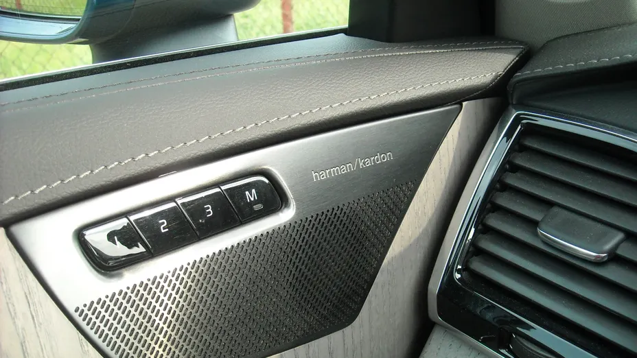 VOLVO XC90 XC90 T8 AWD Plug-In Hybrid Ultimate Bright 7os aut