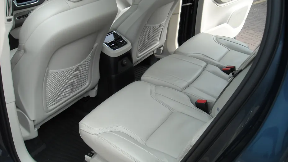 VOLVO XC90 XC90 T8 AWD Plug-In Hybrid Ultimate Bright 7os aut