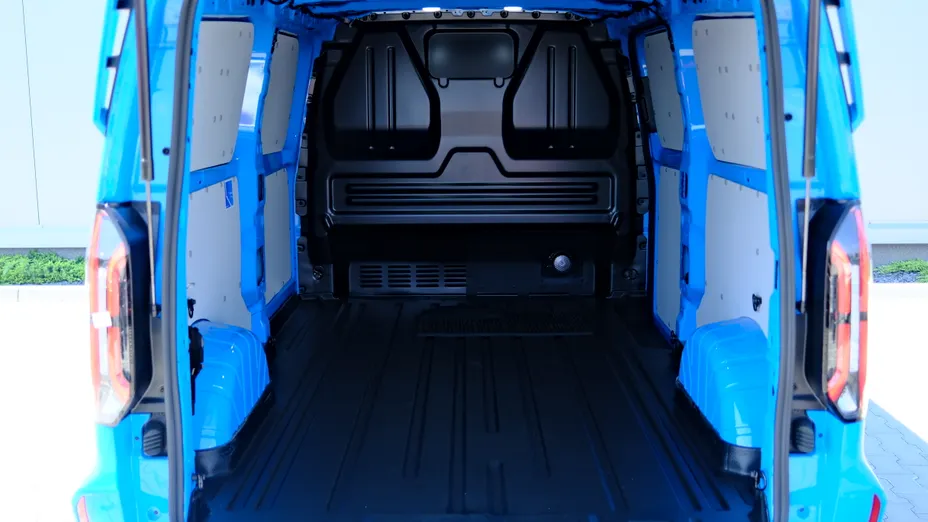 FORD Transit Custom Transit Custom 2.5 PHEV 320 L2H1 MS-RT CVT Nowy