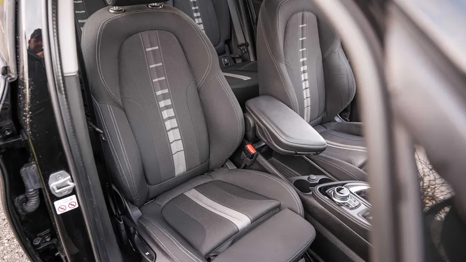 BMW Seria 2 218i Sport Line aut