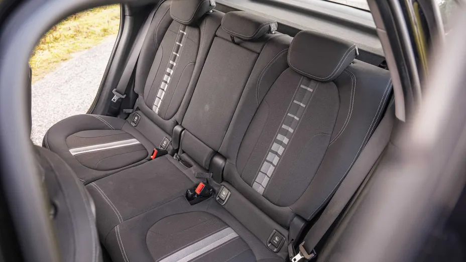 BMW Seria 2 218i Sport Line aut