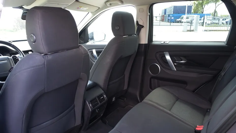 LAND ROVER Discovery Sport Discovery Sport 2.0 D180 aut