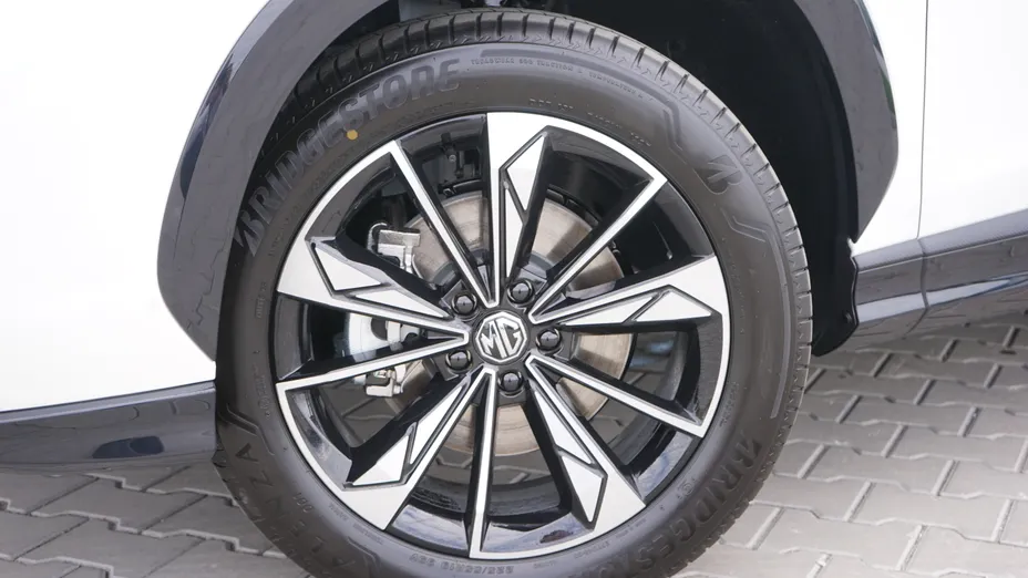 MG HS HS 1.5 T-GDI Exclusive DCT