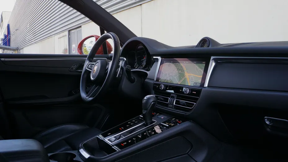PORSCHE Macan Macan