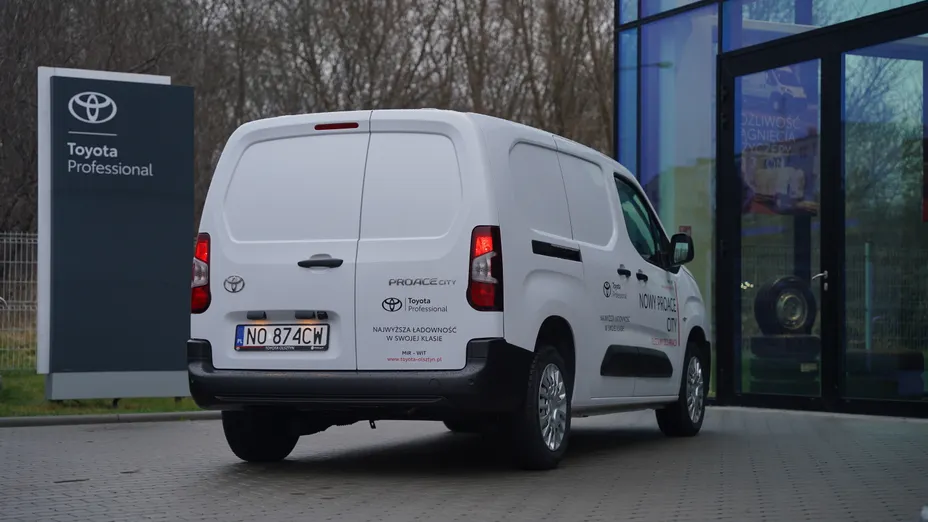 TOYOTA Proace City Proace City 1.5 D-4D Long 2,4t Active
