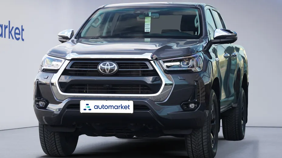 TOYOTA HiLux Hilux 2.8 D-4D mHEV Double Cab Executive 4x4 aut Nowy